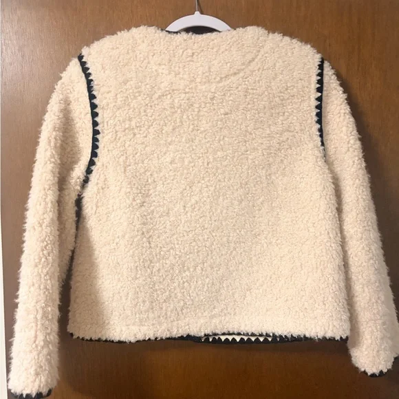 Hyacinth House - Picture 7 of 8